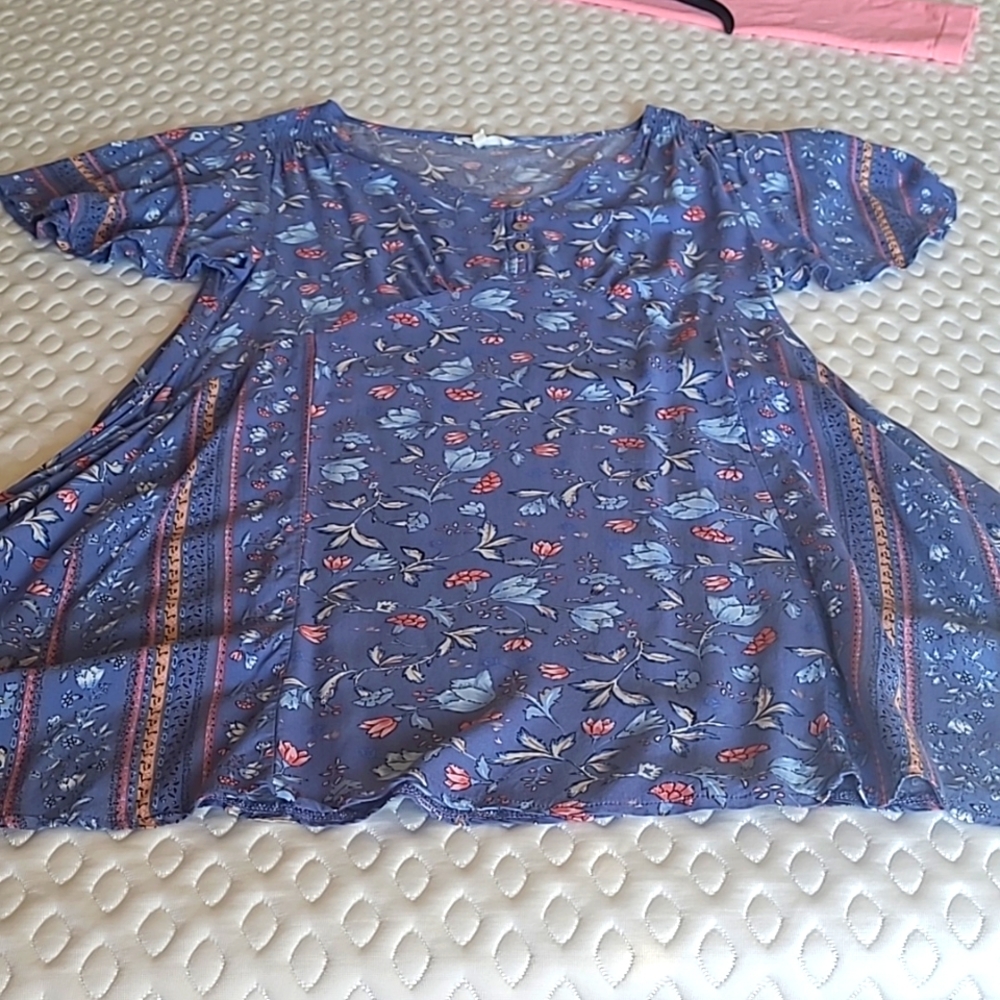 Womens tunic - Picture 3 of 5